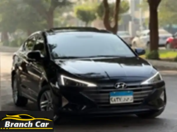 هيونداي إلنترا AD 2025 (أعلى فئة) – بحالة الزيرو | 15 ألف كم فقط | فبريكة كاملة | صيانة توكيل