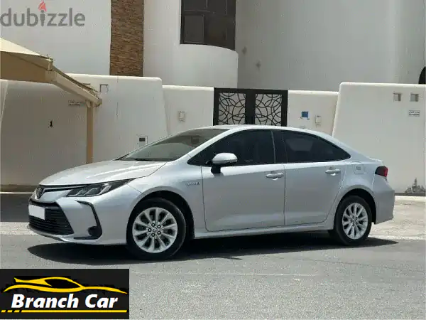 للبيع: تويوتا كورولا هايبرد 2020 فضي - صيانة وكالة |...