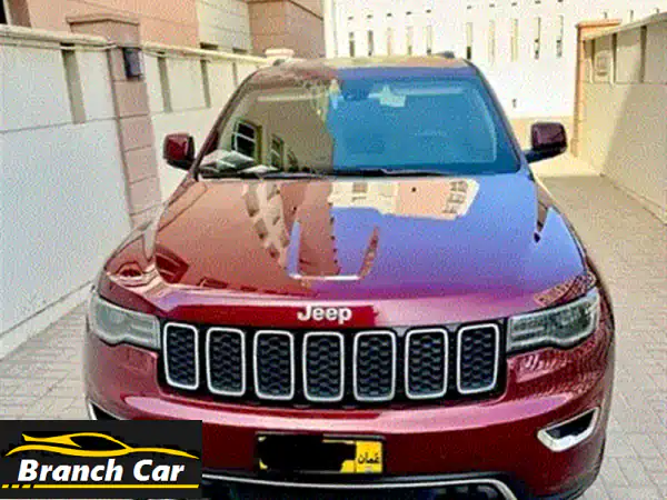 جيب جراند شيروكي 2015: سيارة أحلامك بحالة المصنع! سيدة أجنبية، عداد قليل، صيانة ممتازة.