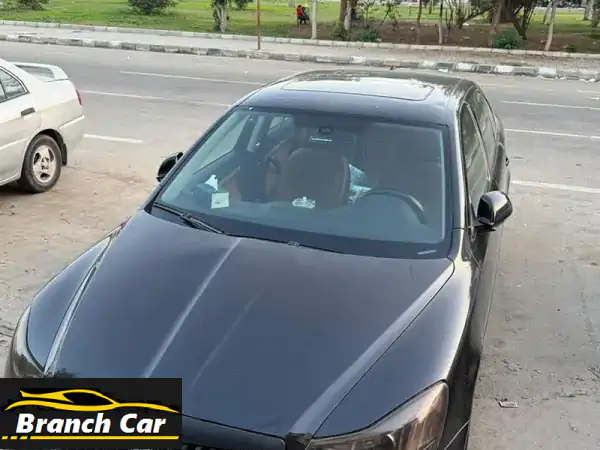 للبيع: سكودا أوكتافيا 2012 سوداء - فخامة فرش جلد...