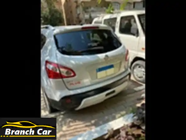 نيسان قشقاي 2012 فابريكة بالكامل: سيارة العائلة المثالية بأداء موثوق وأمان مُحسّن!