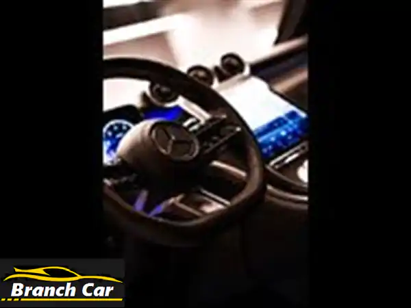 امتلك الفخامة والابتكار: مرسيدس GLC 300 موديل 2024 للبيع الآن!