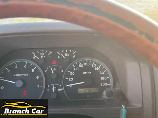 امتلك القوة: لاند كروزر بيكب 2014 للبيع في...