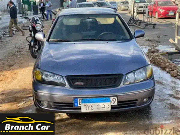 امتلك الآن: نيسان صني 2015 أوتوماتيك - أول فئة | فابريكة عدا جانبين | 100 ألف كم | أسود أنيق