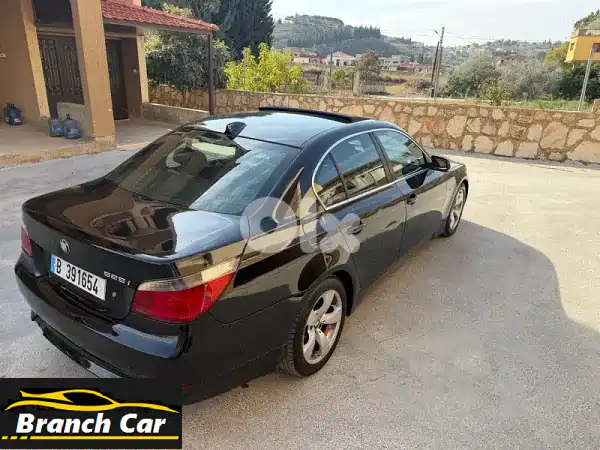 امتلك الأناقة والقوة: BMW 525i موديل 2005 أسود - مالك...