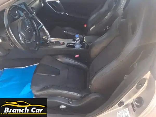 فرصة استثنائية: نيسان GTR 2010 فضية - بحالة المصنع، 33...