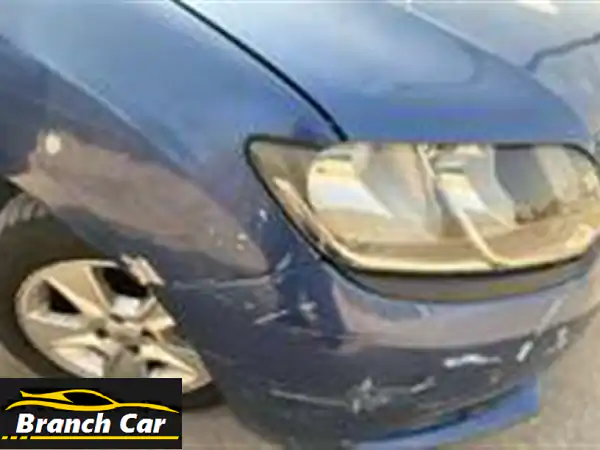 فرصة لا تعوض: رينو لوجان 2015 أزرق - مانيوال - فئة رابعة - فبريكا بالكامل - أول مالك - صيانات معتمدة