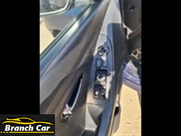 فرصة لا تعوض بالشيخ زايد: هيونداي إلنترا 2020 للبيع – قمة الاعتمادية والأناقة!