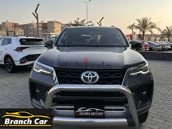 تويوتا فورتشنر 2023 للبيع: بحالة الوكالة | 40 ألف كم...