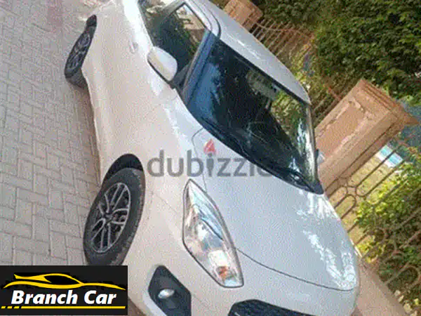 فرصة لا تعوض: سوزوكي سويفت 2025 تو تون (أزرق/أسود) فابريكا 8000 كم | كاملة التجهيزات بحالة الزيرو!