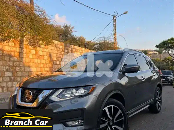 نيسان روج 2017 بلاتينيوم SL AWD: قيادة فاخرة...