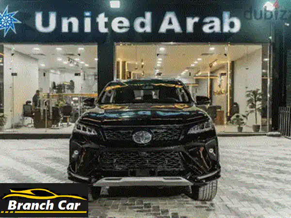امتلك تويوتا فورتشنر 2026 البيضاء: قوة، ثقة، ومغامرة! تقسيط ميسر في مصر.