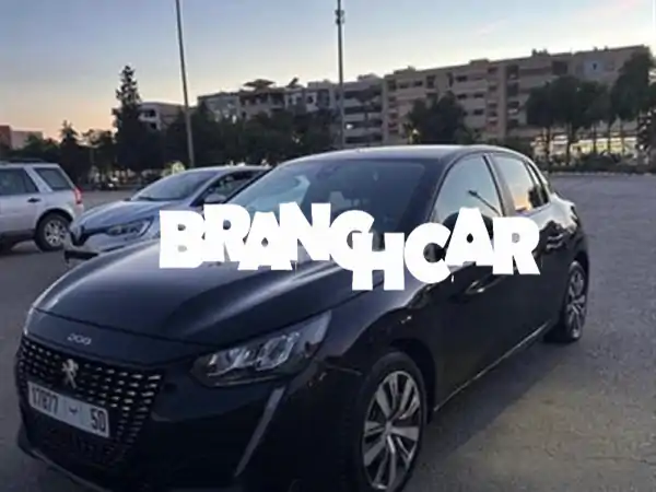 بيجو 208 ديزل 2020 | كاملة الخيارات | 120 ألف كم | وفر...