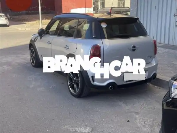 ميني كونتري مان S D ديزل 2013 | رفيقك الأوتوماتيكي للمغامرات – فخامة وأداء بمواصفات كاملة!