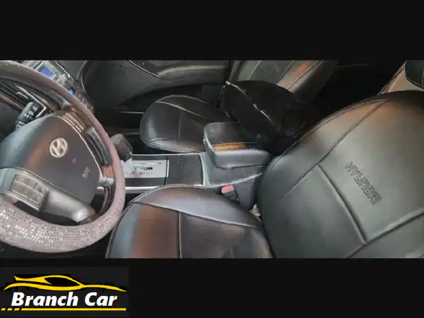 هيونداي فيرا كروز 2008 للبيع: SUV فاخرة 7 ركاب | أسود ملكي، إطارات جديدة 2025، 14.5 ألف درهم