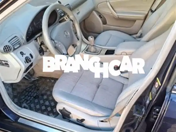 مرسيدس بنز C220 موديل 2005 | قير عادي، اقتصادية، ديوانة 2009 | امتلك الأسطورة الألمانية بسعر مغرٍ