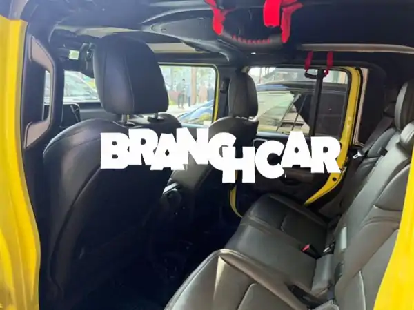 🔥 فرصة ذهبية! جيب جلاديتور موهافي (5000 كم فقط!) - الأسطورة تنتظرك من GOTHA MOTORS!