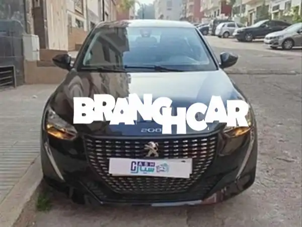 فرصة نادرة! بيجو 208 ديزل 2020 يدوية كالجديدة للبيع...