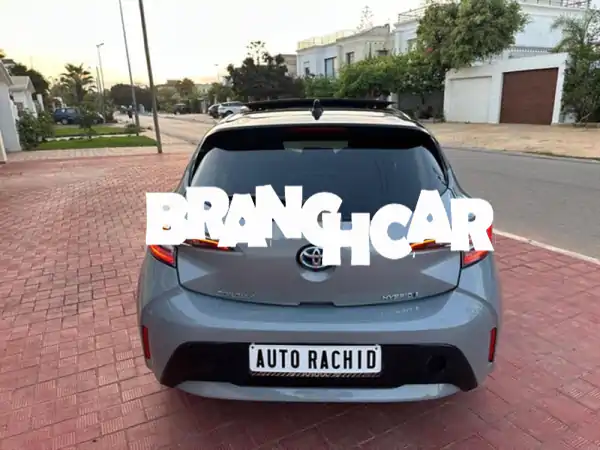 فرصة ذهبية: تويوتا كورولا 2021 هايبرد أوتو للبيع - اقتصاد وأداء لا مثيل له مع رشيد!