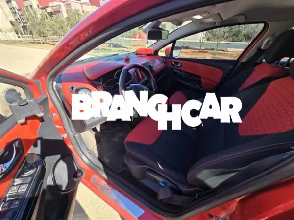 رينو كليو 4 إنتنس 2014 ديزل: فخامة، اقتصاد، وكأنها...