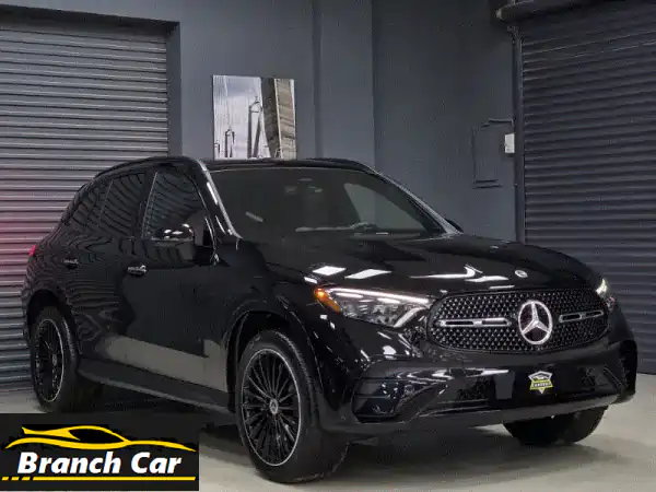 مرسيدس GLC 300 2024 أسود: فخامة جديدة بضمان سنة وممشى 2000...