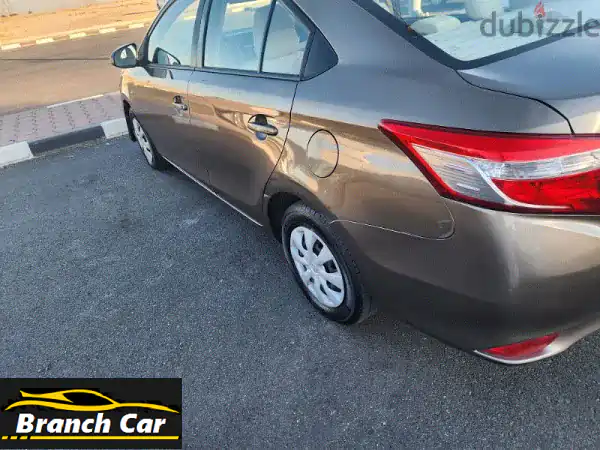 تويوتا يارس 2015 بنية للبيع | فحص شامل | جاهزة للانطلاق بحالة ممتازة