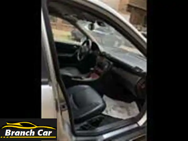 مرسيدس C 180 موديل 2003 للبيع بالقاهرة: فخامة ألمانية خالدة تنتظرك!