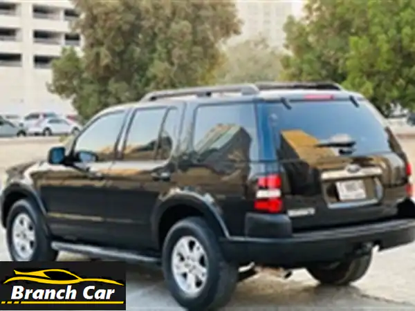 فورد اكسبلورر 2010 للبيع بالشارقة: سيارة عائلية عملية وجاهزة للطرقات!