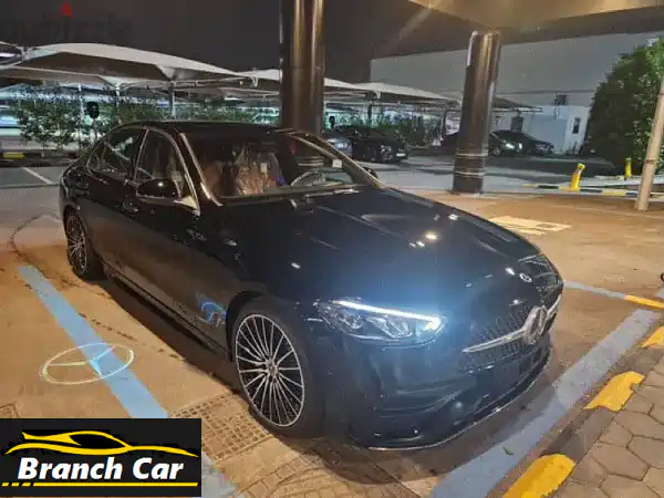 امتلك الفخامة الآن: مرسيدس C200 2024 سوداء - كالجديدة 8000...