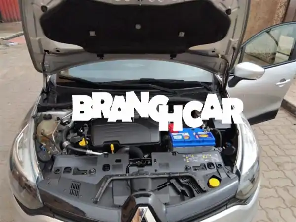 فرصة لا تُعوّض! رينو كليو 4 بنزين 2019 يدوي بمراكش – اقتصادية ونظيفة