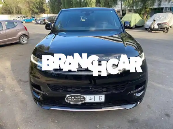 فرصة نادرة: رنج روفر سبورت 300d Dynamic يد أولى في...