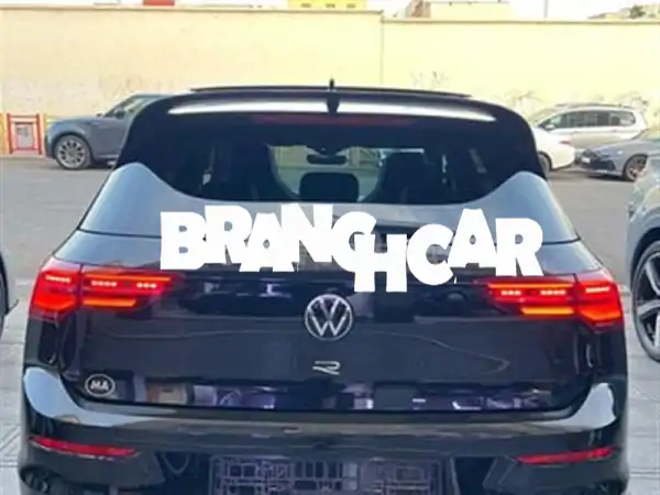 حصرياً! Volkswagen Golf 8 R Black Edition 2023 و BMW M4 Competition | أداء وفخامة لا تضاهى بالدار البيضاء