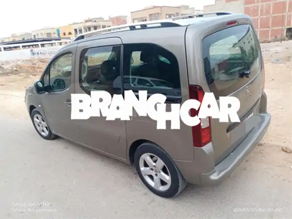 بيجو بارتنر تيبي ديزل 2012 | شريكك القوي: 5 أبواب، مانيوال، 190 ألف كم