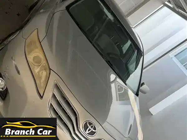 فرصة لا تعوّض: تويوتا كامري 2011 رمادية للبيع بالبحرين...