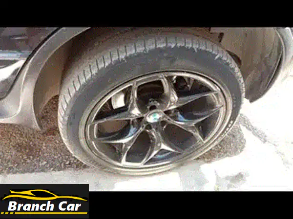 فرصتك لامتلاك GMC Envoy 2008 نبيتي: 'سوبر كلين' وبفتحة سقف!