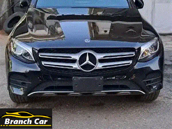 مرسيدس بنز GLC 300 موديل 2018 - أسود أنيق، AMG Look | دهان أصلي،...