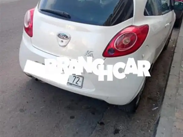 فورد كا 2013 للبيع: سيارة المدينة الأنيقة بحالة ممتازة...