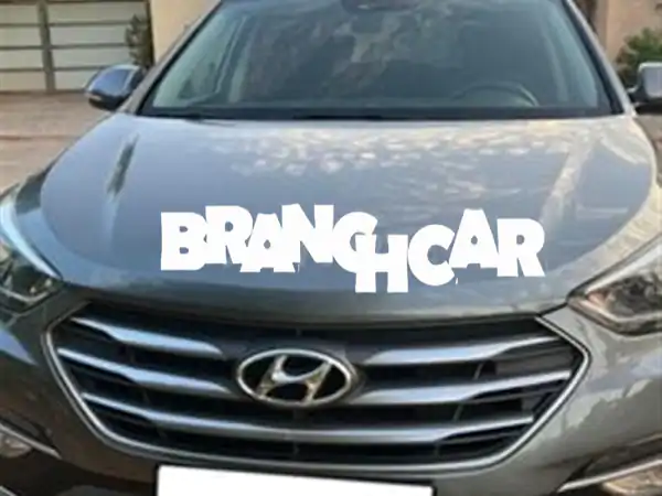 للبيع: هيونداي سانتا في 2017 - 7 مقاعد، حالة...