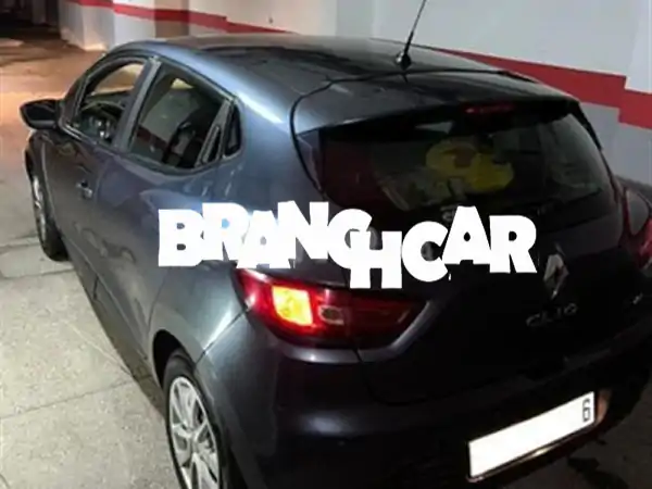 فرصة ذهبية: رينو كليو 4 موديل 2017 - يد أولى، مانيوال،...