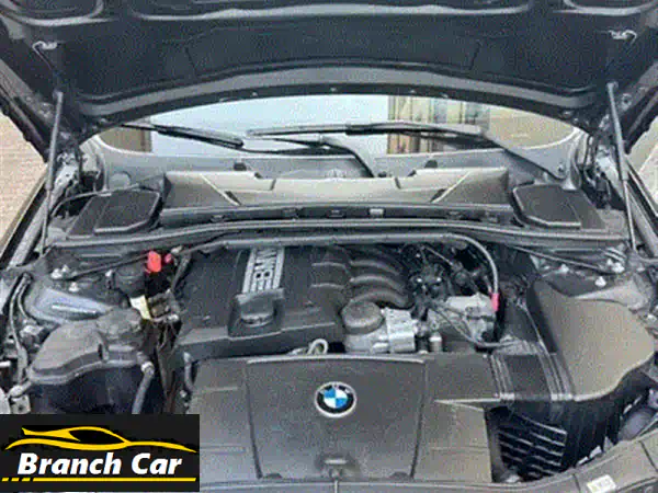 امتلك الأناقة الألمانية: BMW الفئة 3 E90 موديل 2009 باللون الأحمر الجذاب!