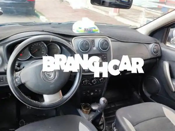 فرصة لا تُعوَّض! داسيا سانديرو ستيبواي 2014 للبيع | مالك ثاني | 165 ألف كم | مانيوال | سعر مميز