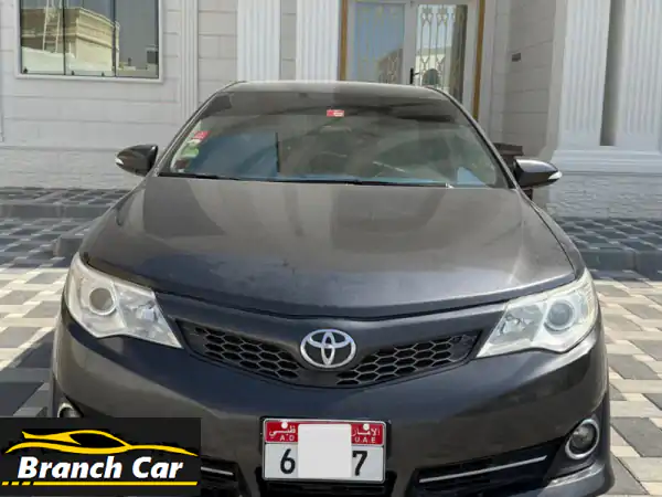 فرصة ذهبية: تويوتا كامري SE 2013 خليجي - نظيفة،...