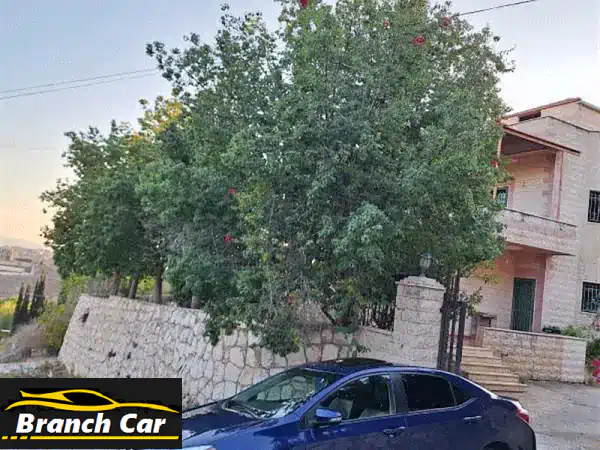 فرصة ذهبية: تويوتا كورولا 2014 أزرق كحلي -...