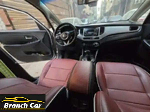 فرصة: كيا كارينز 2014 فابريكة (رشة نظافة) | فرش جلد...