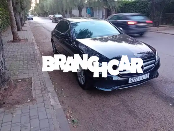 مرسيدس بنز E-Class 2018 ديزل أوتوماتيك: فخامة...