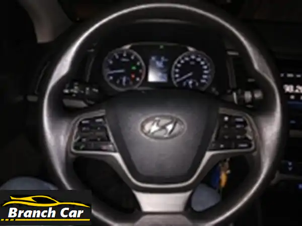 هيونداي إلنترا AD 207 | فئة ثانية بفتحة سقف | فابريكا دواخل | عداد 7 ألف كم فقط!