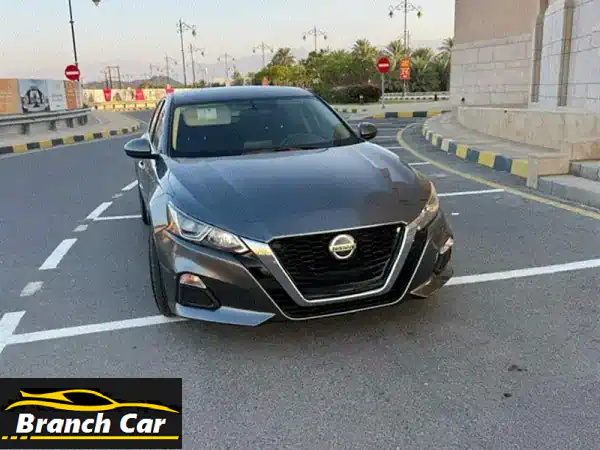 فرصة لا تعوض: نيسان التيما 2020 - أناقة، أداء،...