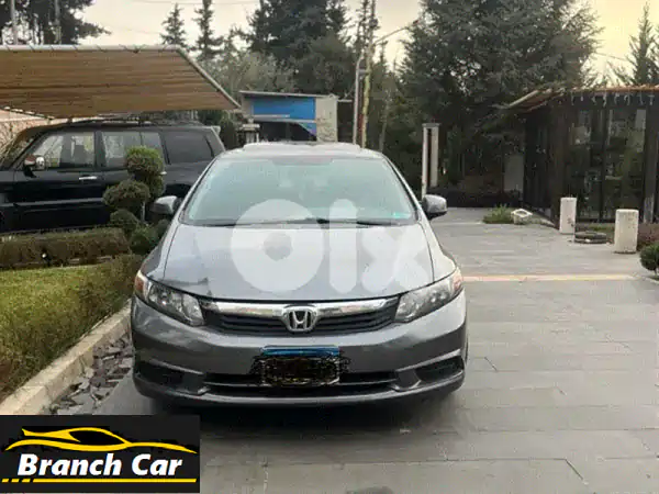 هوندا سيفيك 2012 للبيع: محرك وفتيس بحالة ممتازة!...