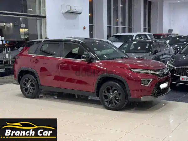 تويوتا أوربان كروزر 2024 حمراء فل أوبشن للبيع | 17 ألف...