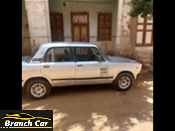 لادا 1988 كلاسيك للبيع: الماتور الروسي الأسود، رخصة...